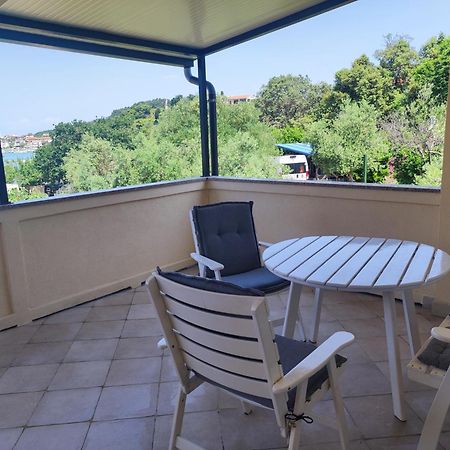 Apartments Kampor Damira Rab Town Zewnętrze zdjęcie