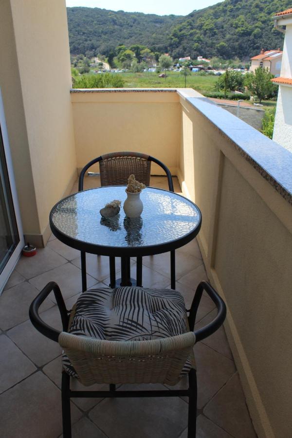 Apartments Kampor Damira Rab Town Zewnętrze zdjęcie