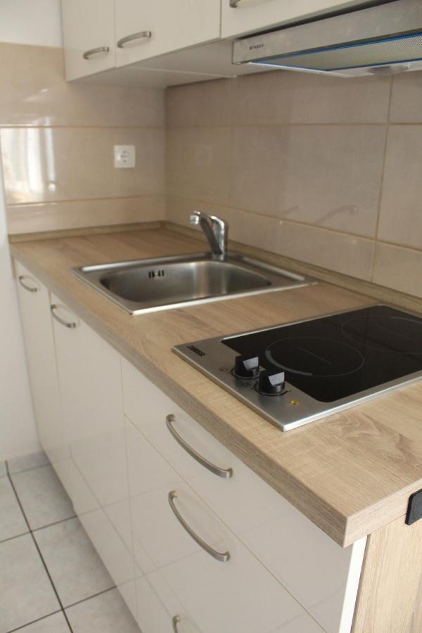 Apartments Kampor Damira Rab Town Zewnętrze zdjęcie