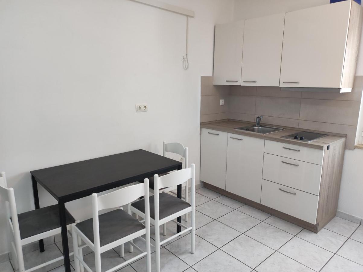 Apartments Kampor Damira Rab Town Zewnętrze zdjęcie
